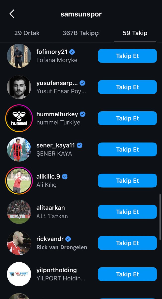 eleştiri yapmak icin eleştiri yapmak istemiyorum ama sosyal medya ekibi çok vasat. bizim himayemiz altında olmayan Samsunspor formasını 1dk bile giymeyenleri biz niye hala takip ediyoruz mesela şener kaya adlı arkadaş bizi takipten çıkmış biz ne diye onu takip ediyoruz halen