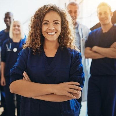 AuntMinnie's tweet image. How are technologists dealing with higher vacancy rates? #radiology #technologists @ASRT buff.ly/XMXYP4a