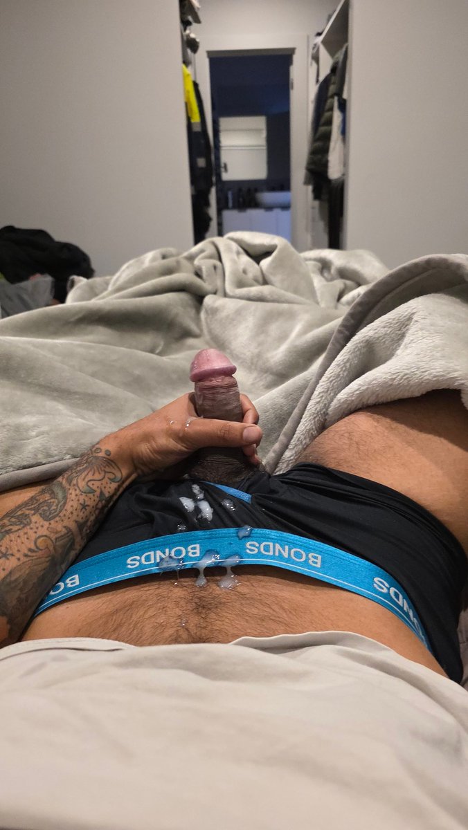 I've made a lil mess ... 
#gay #nsfw #gayporn #gaymelbourne #gayaustralia #uncut #hairygay #tattedgay #cum #cumshot #jerkoff #morningwood #morningwank #browncock