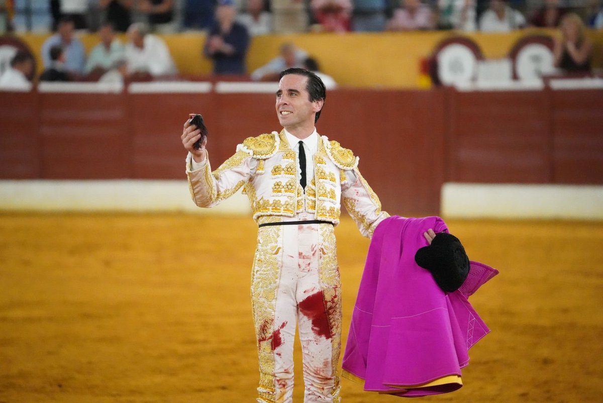 Toros Marbella tweet media