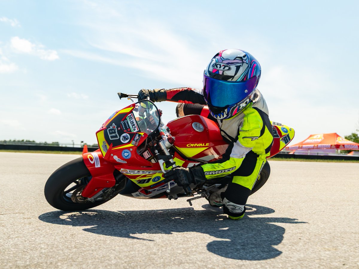 MotoAmerica's tweet photo. Day one practice is in the books! ๐ Tune in tomorrow at 12:30 PM CT on MotoAmerica Live+ to catch every Mini Cup race live! ๐บ๐ฅ
#minicup #minimoto #motorcycle #kidswhoride #missionfoods #ovhale_usa #minicupusa #sflminigp #texasminicup #missionminicupsonoma #utahsba #omrlmoto #oregonlightweightmoto