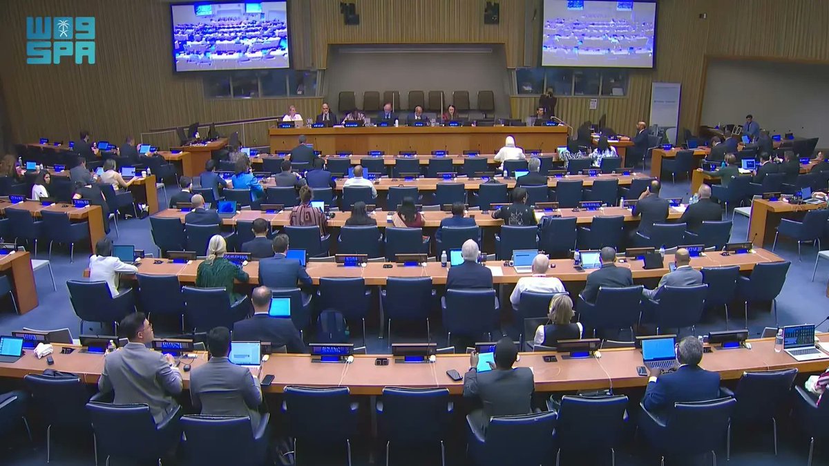 اختيار رئيس الجيومكانية رئيسًا مشاركًا في الاجتماع الخامس عشر للجنة خبراء الأمم المتحدة لإدارة المعلومات الجيومكانية العالمية.
spa.gov.sa/ar/w2375520
#واس_علمي