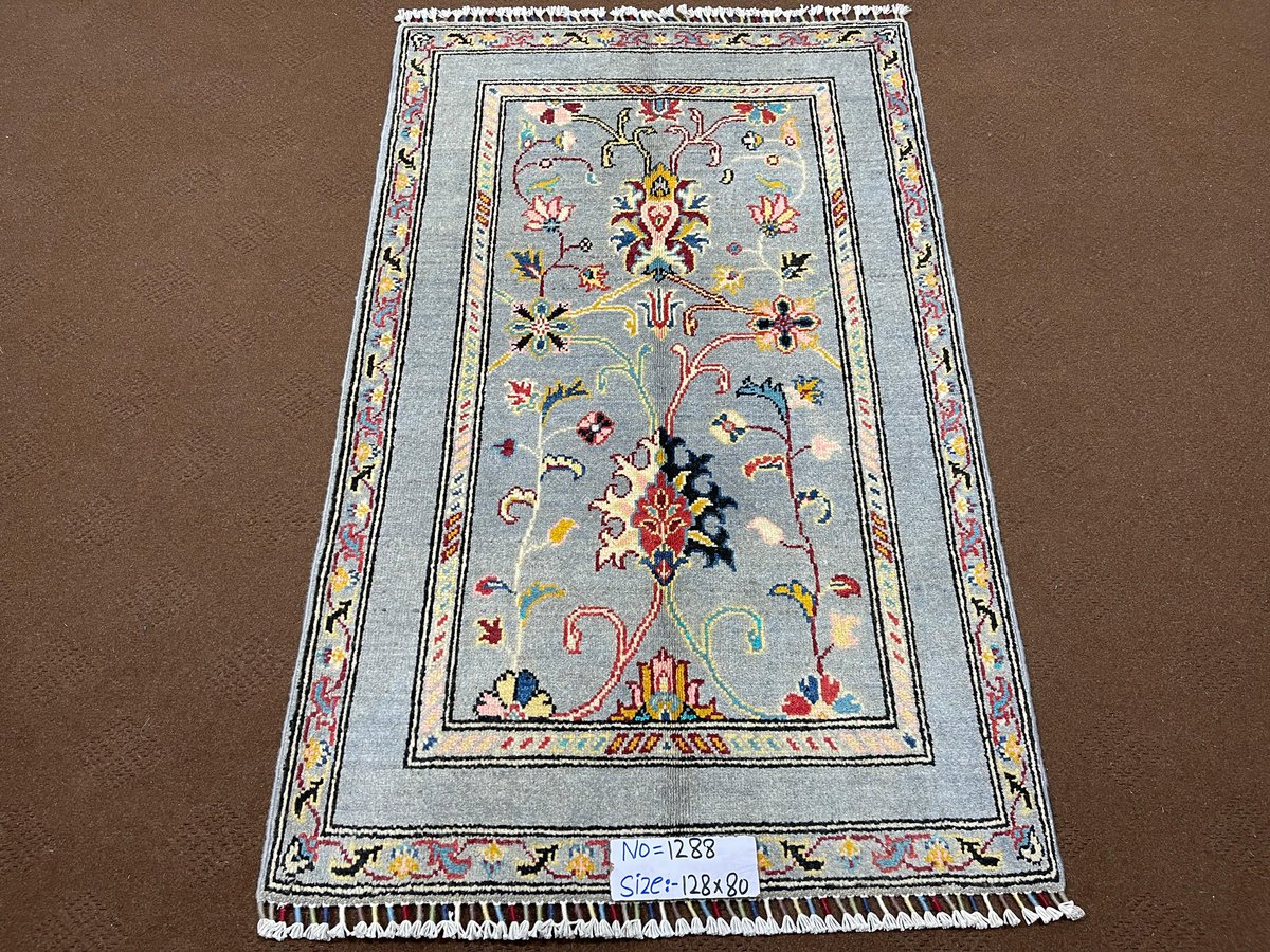 ServisCheetah's tweet image. On sale for not 215$ shipped. 

Got a batch of Afghan Rugs from my Rug maker. This batch is going to be priced very close to Cost.

Sale continues.
Hand knotted Afghan Rugs.
Fine wool on cotton.
Size: 5x3 approximate.
On sale Price for:  215$ shipped.
Unbeatable Price.