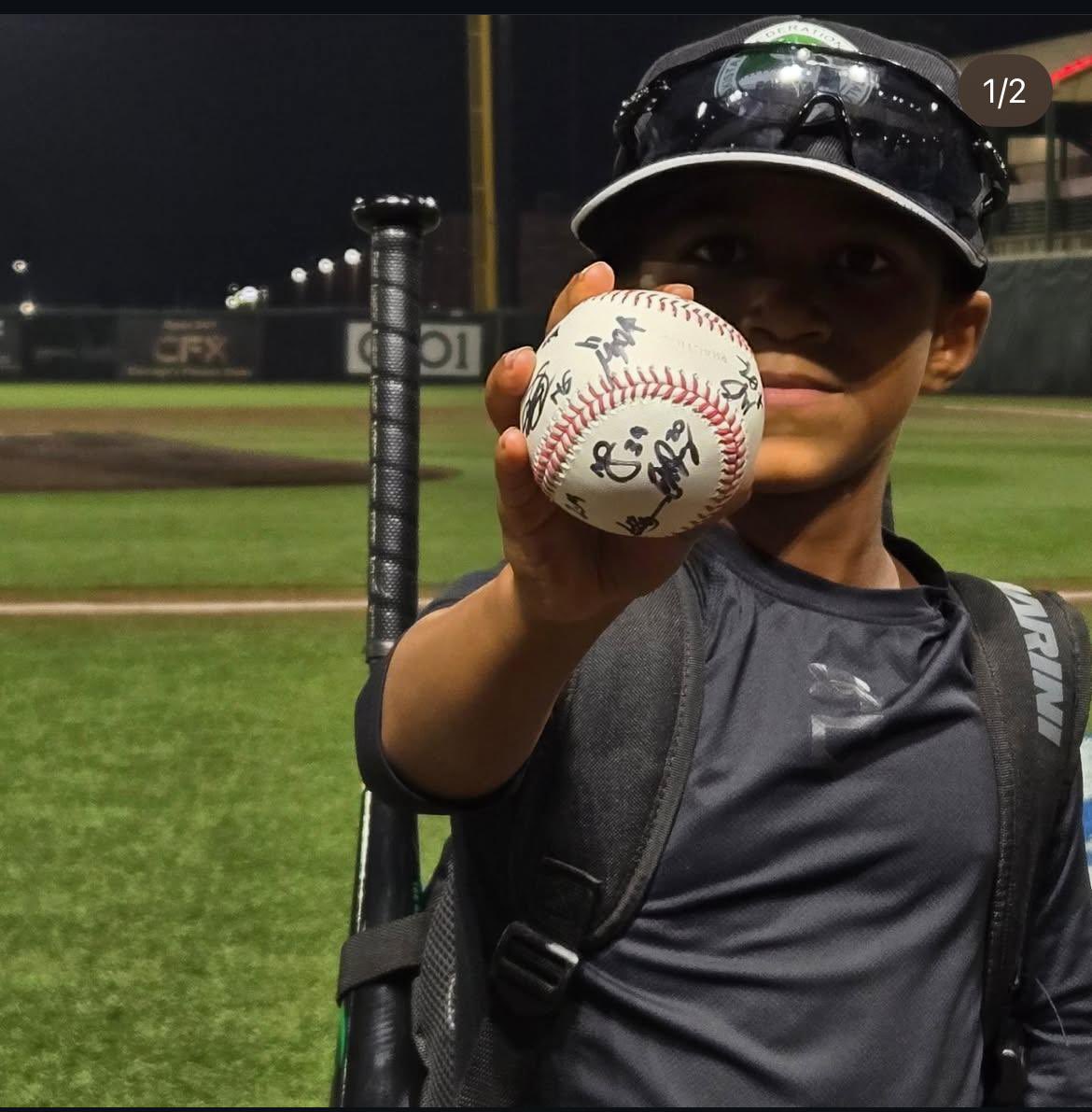 My autograph ball from <a href="/pakbaseball/">Pakistan Federation Baseball</a>. 🇵🇰⚾️🏟️ #rollpak #bakthepak