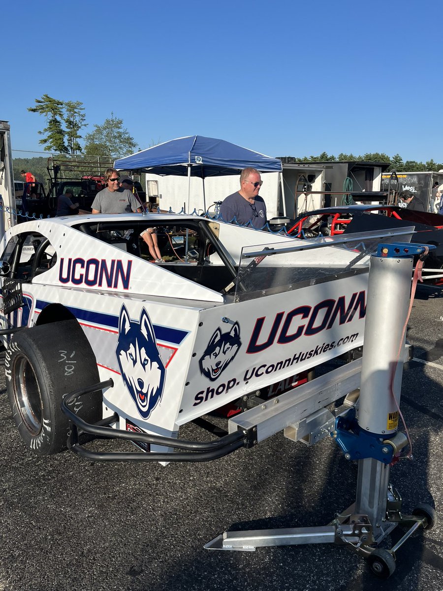 𝘾𝙝𝙧𝙞𝙨 𝙂𝙧𝙤𝙨𝙨𝙚 tweet media