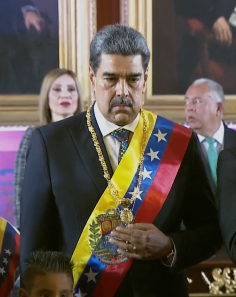 $50 millones de dólares 💸 #ditador