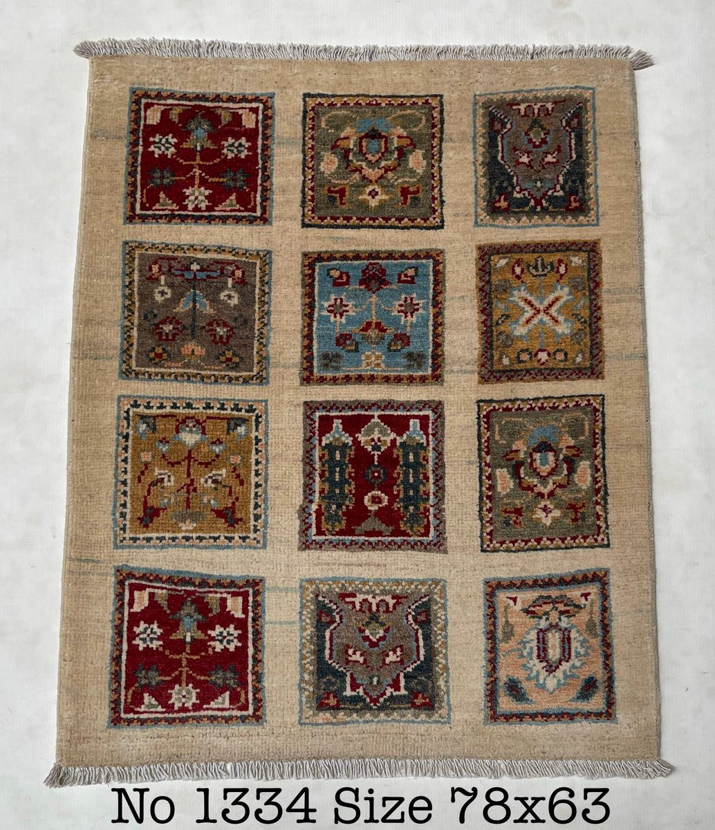 ServisCheetah's tweet image. On sale for not 150$ shipped. 

Got a batch of Afghan Rugs from my Rug maker. This batch is going to be priced very close to Cost.

Sale continues.
Hand knotted Afghan Rugs.
Fine wool on cotton.
Size: 3x2 feet approximate.
On sale Price for:  150$ shipped.
Unbeatable Price.