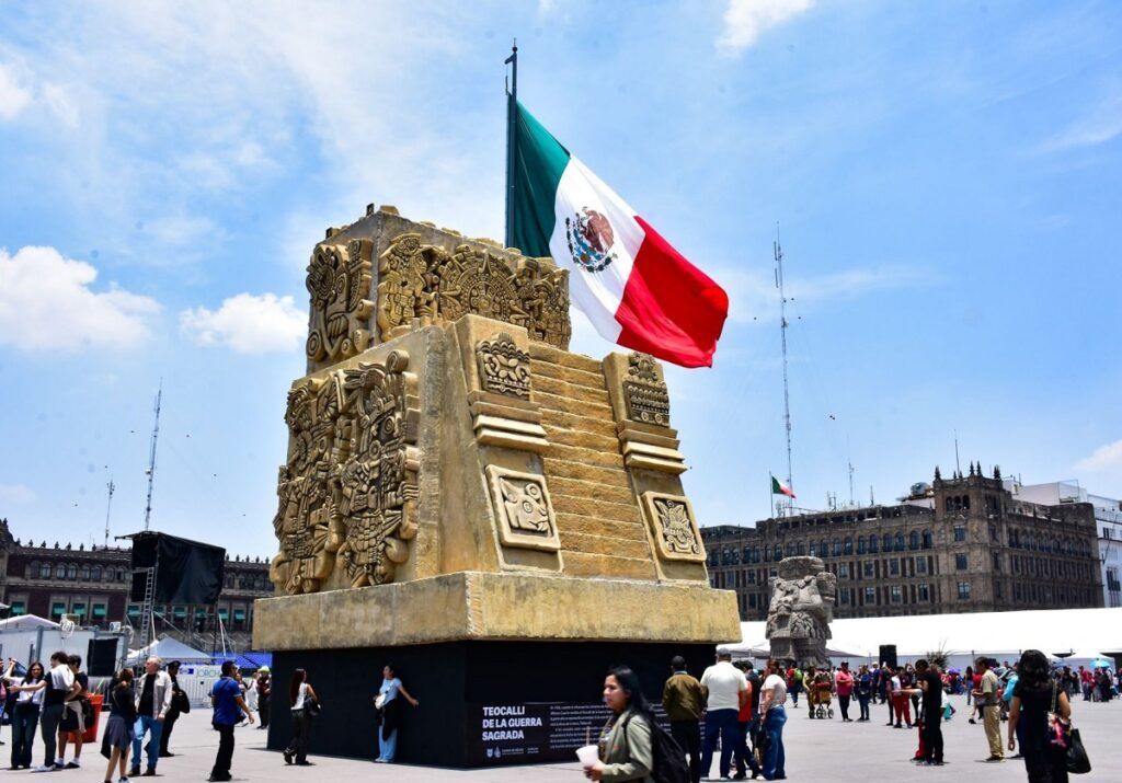🌞🌕 ¿Y si #Tenochtitlan fue fundada mirando al cielo? Descubre el misterio cósmico detrás del origen mexica en el libro Entre el cielo y el lago de Ismael Arturo Montero. Astronomía, mito y ciudad se entrelazan en una historia fascinante.  buff.ly/6FYzVS9
