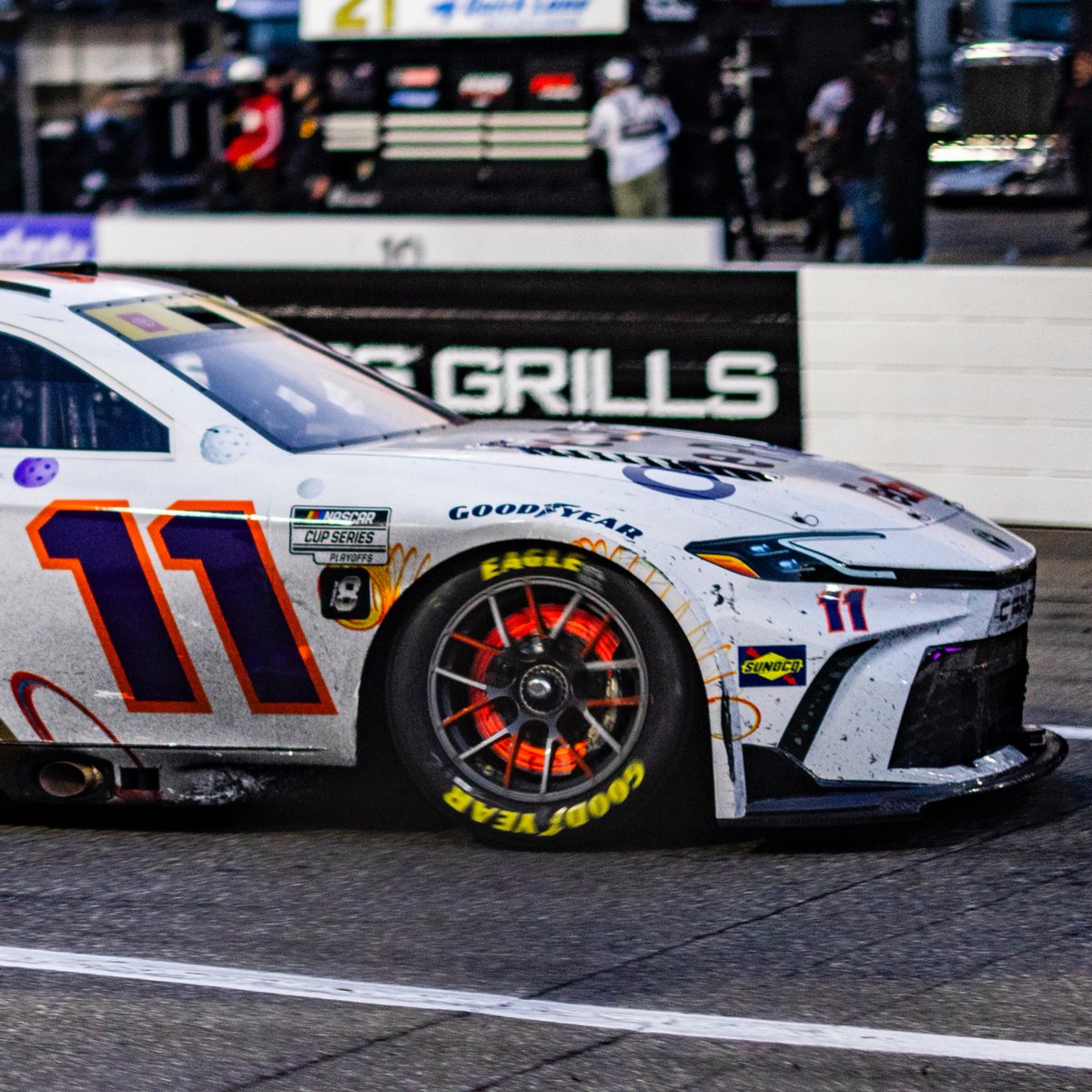 Brakes will glow, tempers will flare. 🔥

Be here for the #Xfinity500.