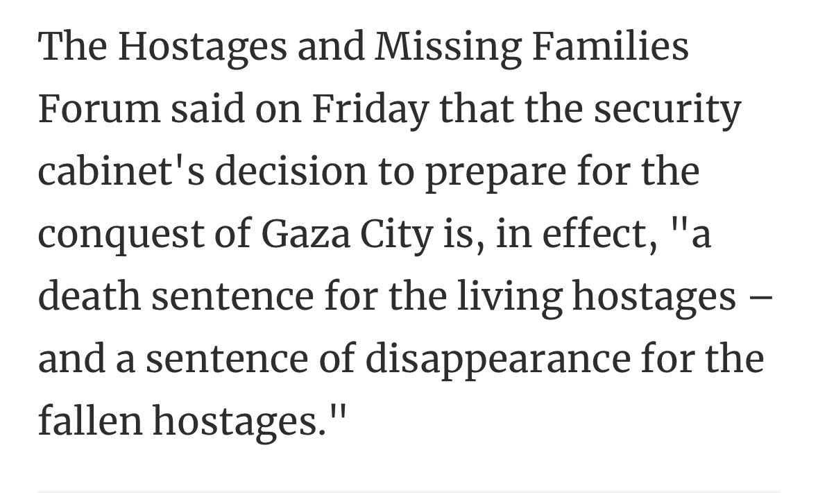 Während hier die ganzen selbsternannten "Israel-Freunde" nach den Geiseln schreien und bedingungslose Solidarität und Unterstützung für Netanyahus Krieg in Gaza fordern, äußern sich Vertreter*innen der Geisel-Familien wie folgt: