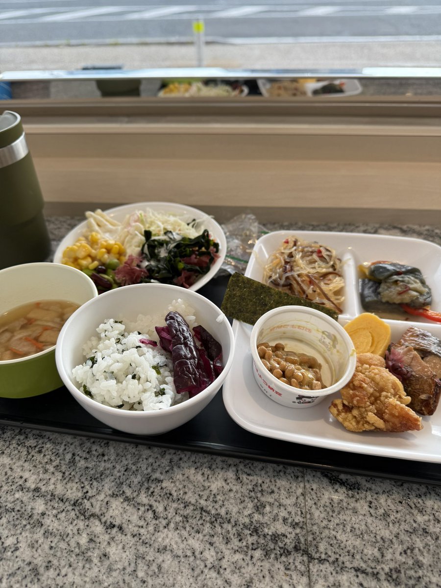 なんだか「気持ちがいい」

①新品タイヤ
②ゾロ目の部屋
③朝からガッツリ飯

今日は長い1日

そして明日は本庄サーキットで「真夏の高速バトル」ワンスマカート+BBQ、もしかして雨絡むかも、です。