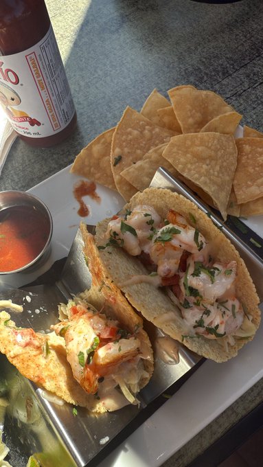 Watch Ava Amira's leaked NSFW photo on TwXstars