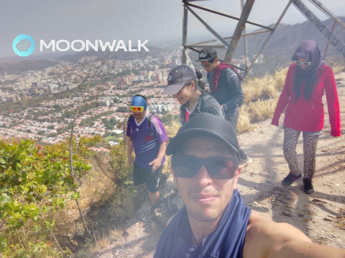 yuderocker's tweet photo. ¡Camina, aprende y diviértete con nosotros! ☀️💪#FitnessVenezuela #ValenciaRunners Te cuento cómo la app @moonwalkfitness puede transformar tu actividad física, y a su vez enseñarte sobre blockchain, todo mientras te unes a nuestra comunidad @AllstarsVEN 
¡Sigue leyendo!👇💯✨ https://t.co/9KXMLx8VnP
