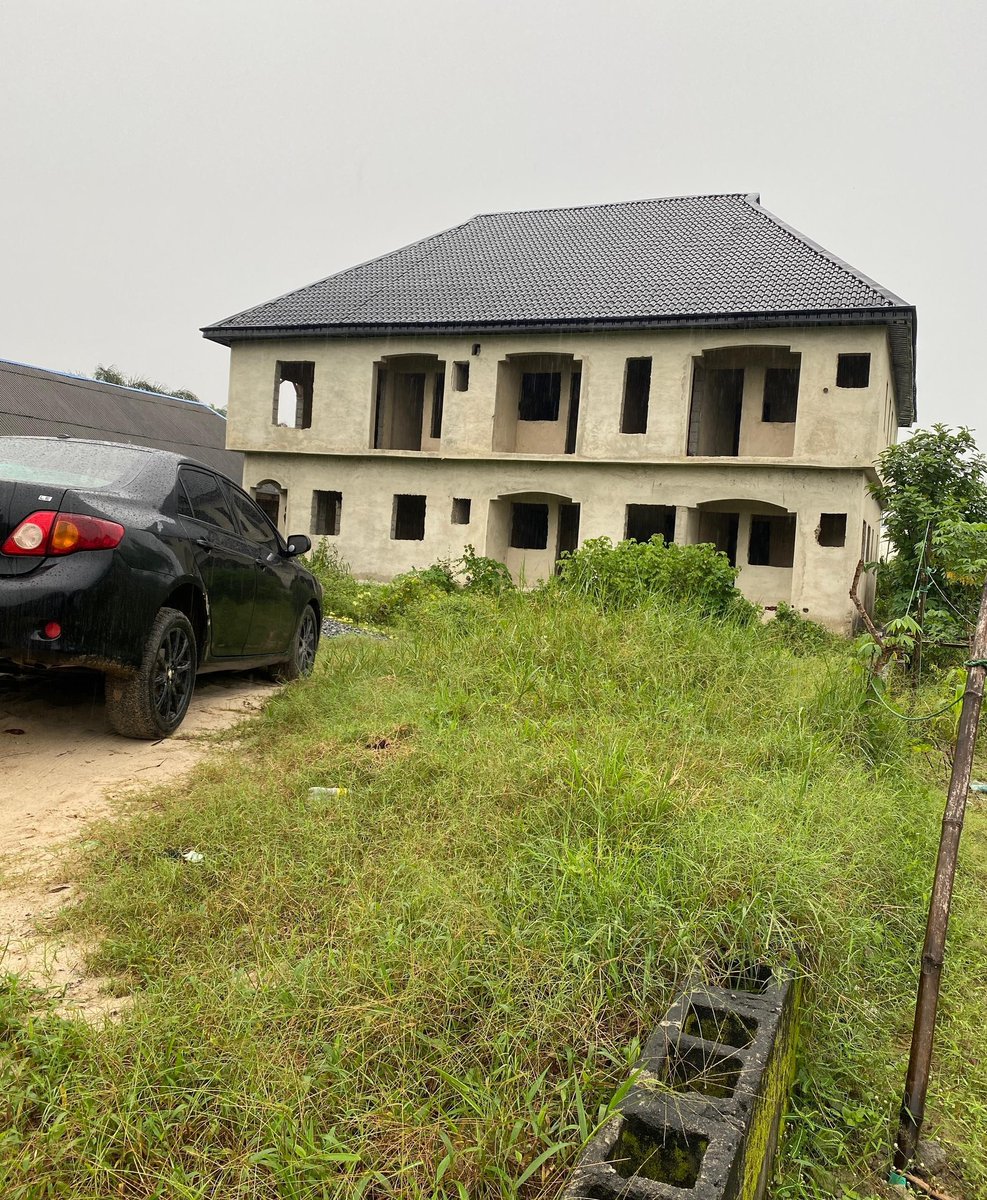 4 BEDROOM CARCASS DUPLEX ON A FULL PLOT OF 100% DRY LAND FOR SALE AT OKEGUN IBEJU-LEKKI.. 2MINS AWAY FOR THE LEKKI-EPE EXPRESS WAY.
N50M ASKING PRICE.
#REALESTATE,#BBNaijaS10 ,#naijabaddies 
08080623063