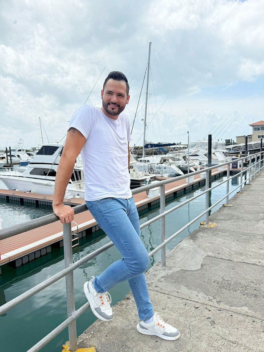 bardrooficial's tweet photo. ¿Qué tal este fin de semana?
Abrazos gigantes 🫶
#bardro #newpost😍 #happyweekend https://t.co/zhX9ju6Uni