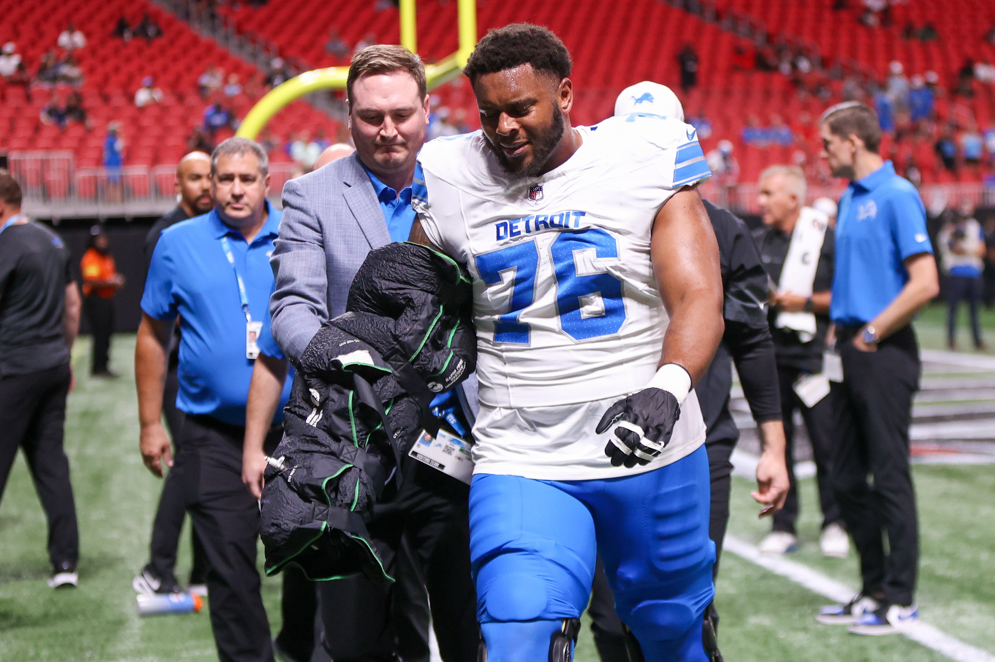 Jeff Risdon on X: "Looks like Lions OT Justin Herron suffered an injury in  warmups. He was in line to play a lot with the starters sitting and  Skipper/J. Jones both out.