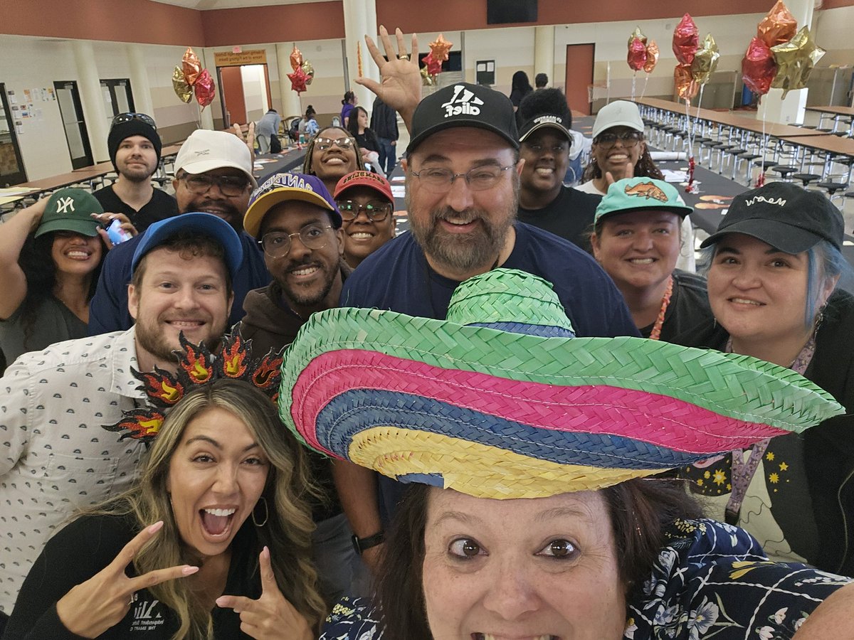 Today we wore our hats because we have TURNED UP THE HEAT! #VamosSOARLINC #GreatThingsHappenInTheAnnex #AliefProud #212