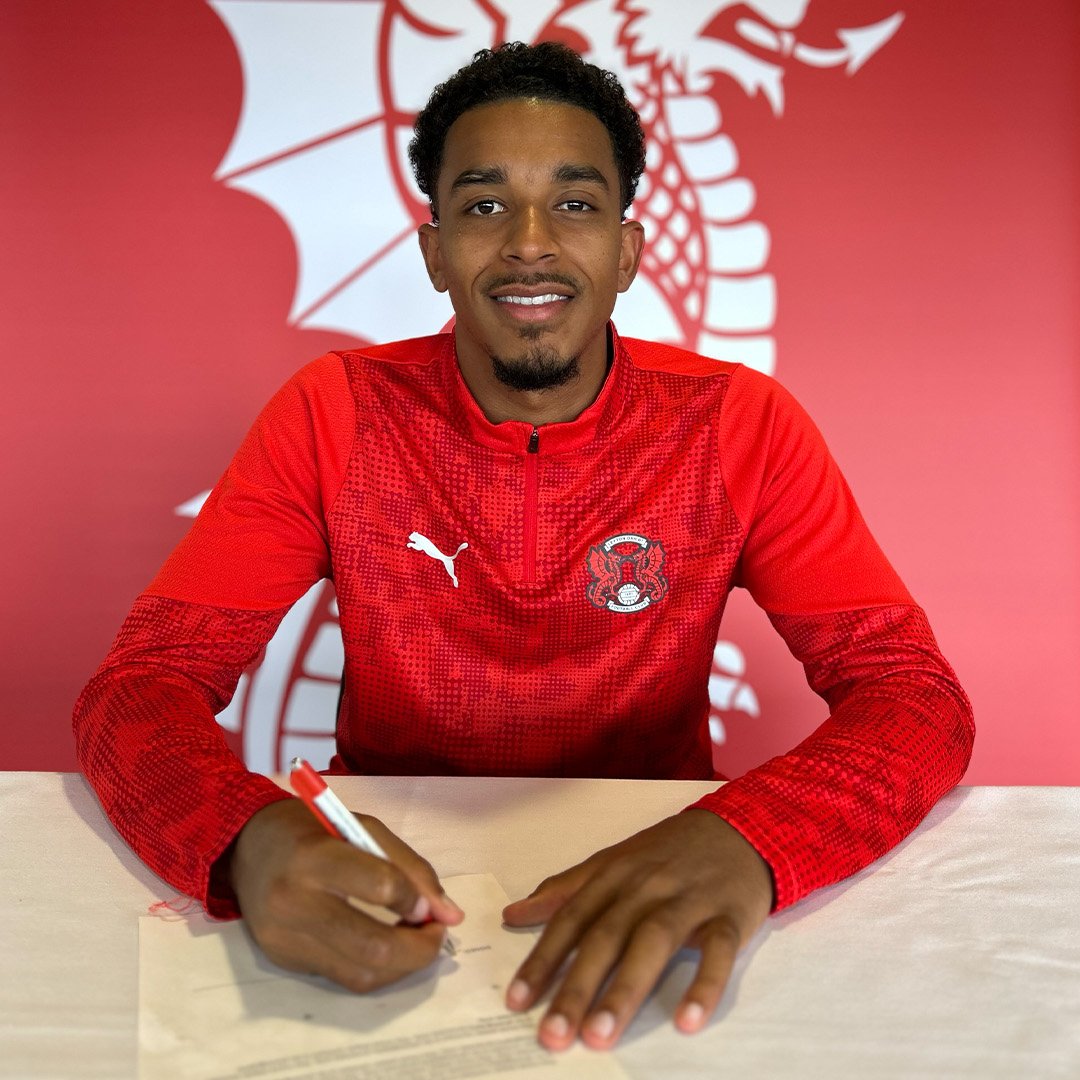 mercatosphera's tweet image. 🇬🇧 El #LeytonOrient obtiene la cesión del delantero inglés Alfie Lloyd (22 | #QPR) por una temporada.