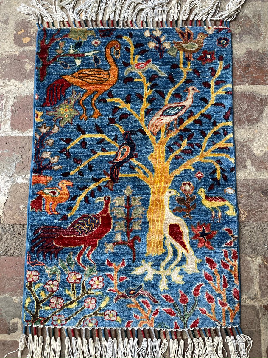 ServisCheetah's tweet image. 175$ shipped.

Sale will be ongoing till All the rugs are posted at discounted price. 
Hand knotted shikargah Rug.
Size: 3x2 feet.
Wool on cotton.