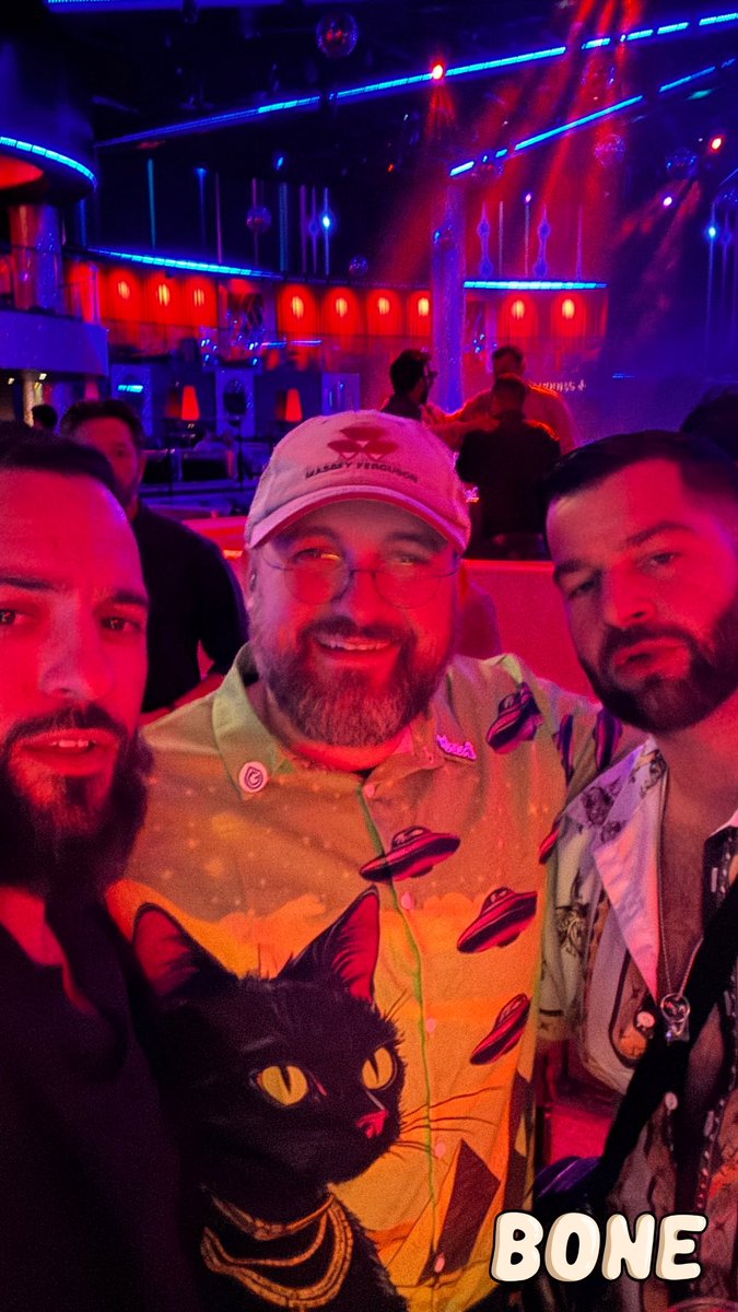 The biggest dawg - give the man a $Bone 🦴

<a href="/IOHK_Charles/">Charles Hoskinson</a> <a href="/905Rico/">Mike D🎤</a>