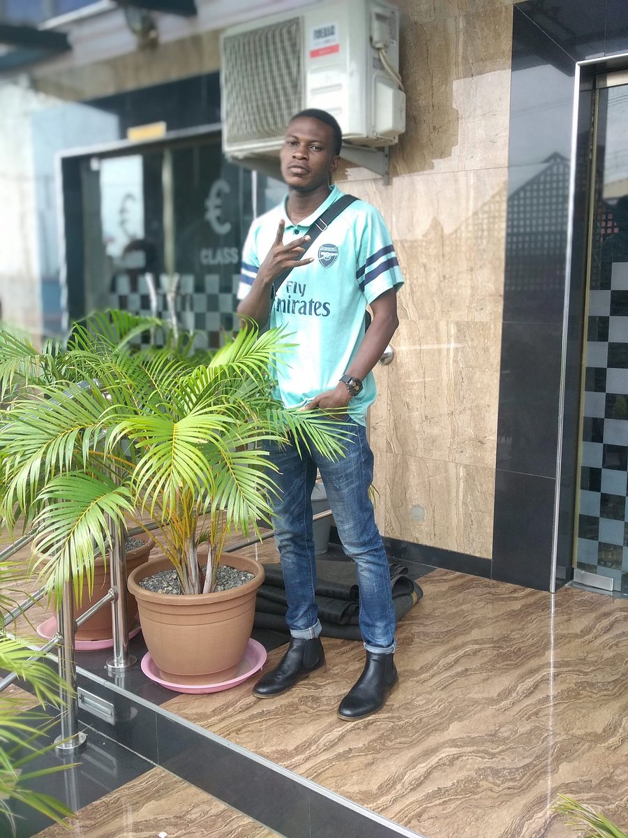 Oghenerukevwe (@koolest_djtush) on Twitter photo 