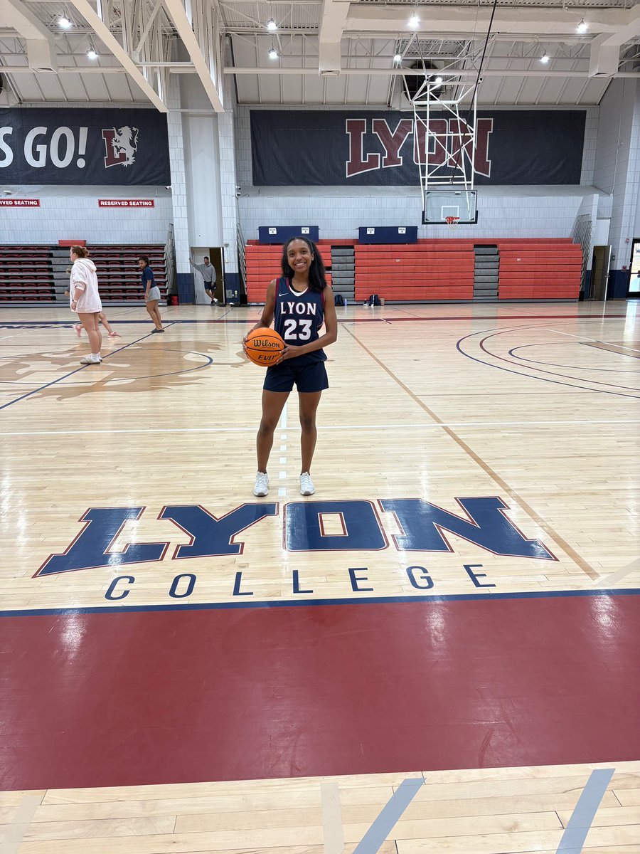 After a great campus tour and conversation with <a href="/coaching430/">Michael Peckham</a> I am blessed to receive an offer from Lyon college!
<a href="/CoryDGreen1/">CORY GREEN</a>