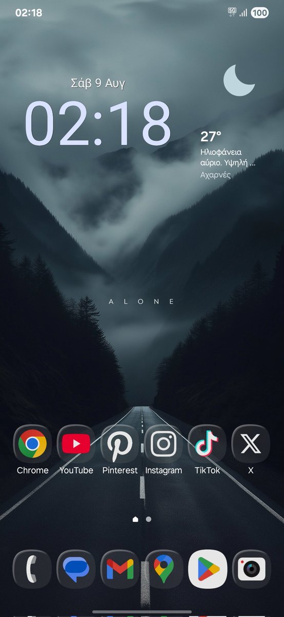 mitsakos332's tweet image. If you go to the samsung store and update the theme park app you would be able to have the liquid glass effect on your budget phone 👍🏼 #oneui7 #ui7 #a345g #galaxya34 #a34 #a14 #a15 #a16 #liquidglass