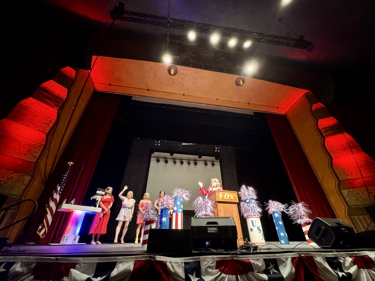 mahersmatters's tweet photo. Powerful night hearing from one of today’s most-followed conservative voices, @davidjharrisjr — talking about saving California, standing up for our values, and coming together in prayer. Big thanks to Visalia Republican Women and everyone who made this happen. All glory to God. https://t.co/BXaIHd8Tqz