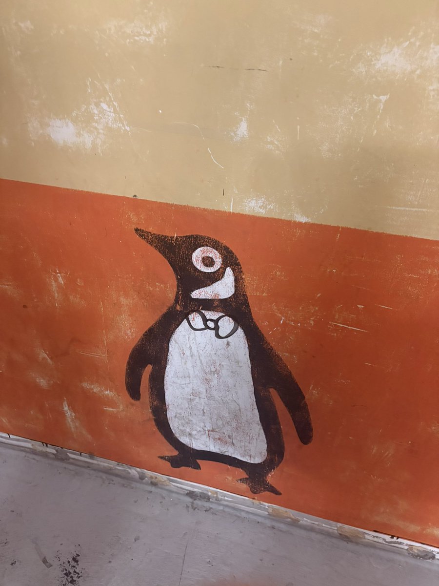 big chillin at fairweather bar #legley #gopadresgo