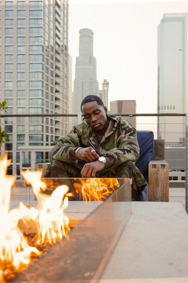 Dame Young tweet media