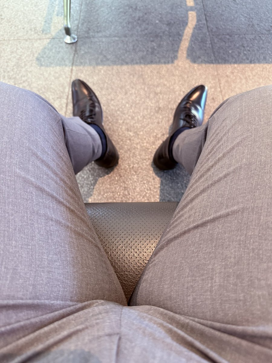 新しいパンツ😊