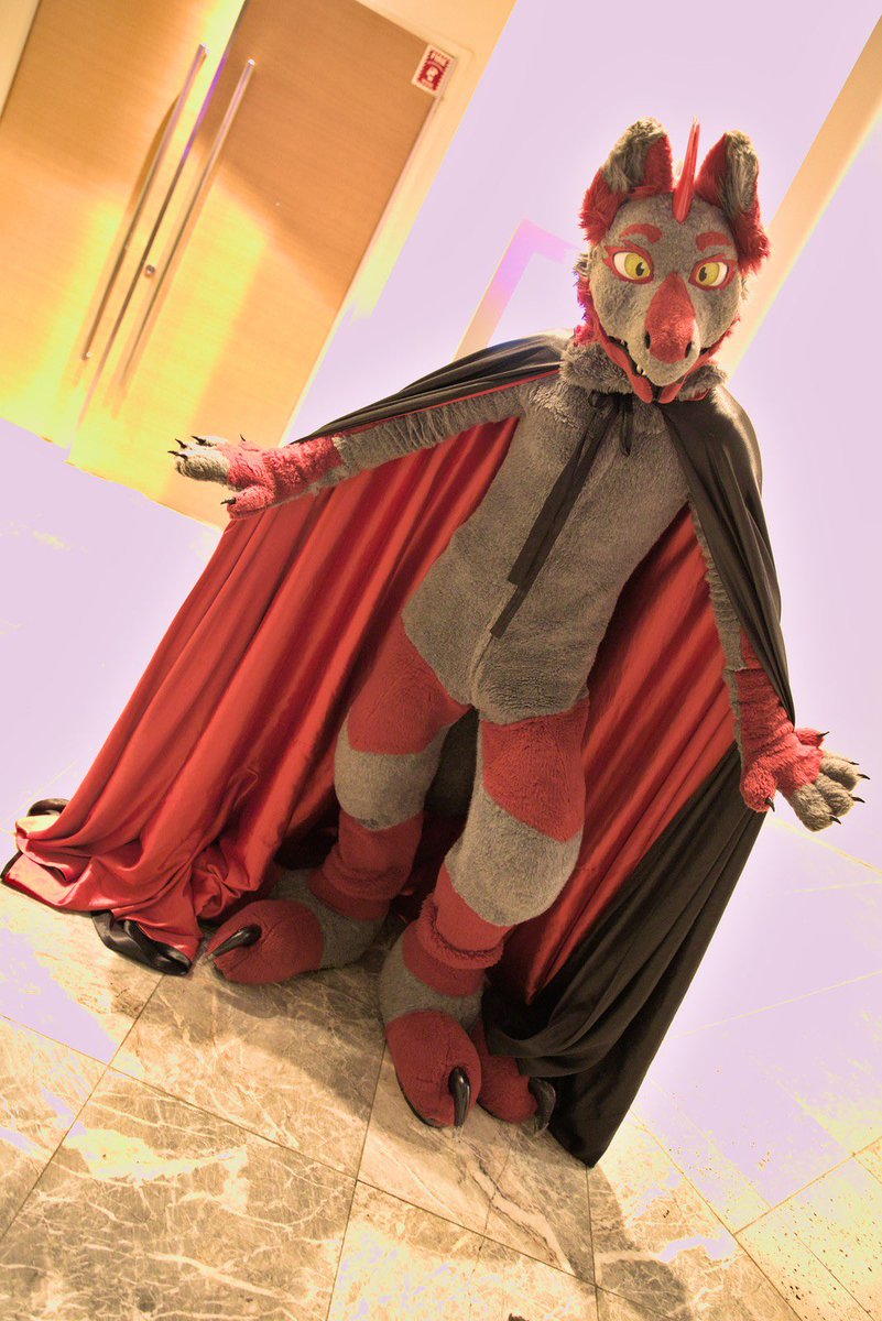 Happy #FursuitFriday! I feel so cuddly in this cape. Anyone want a hug?
Fursuit made by <a href="/ThePyrateCove/">The Pyrate Cove 💫🏴‍☠️🌈</a> 
Picture taken by <a href="/DolbyVixen/">Dolby Vixen 🏳️‍🌈 Moon Mist Husky 🇨🇦🏳️‍⚧️</a>