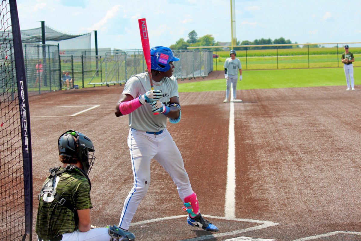Quincyfulton24's tweet photo. Wrapped up 15U at @PrepBaseballIL Illinois State Games. Great event. 
3/5 in game play
6.8 60
100.8 EV
Thanks @DrewLocascio https://t.co/KMFFdlFr4C