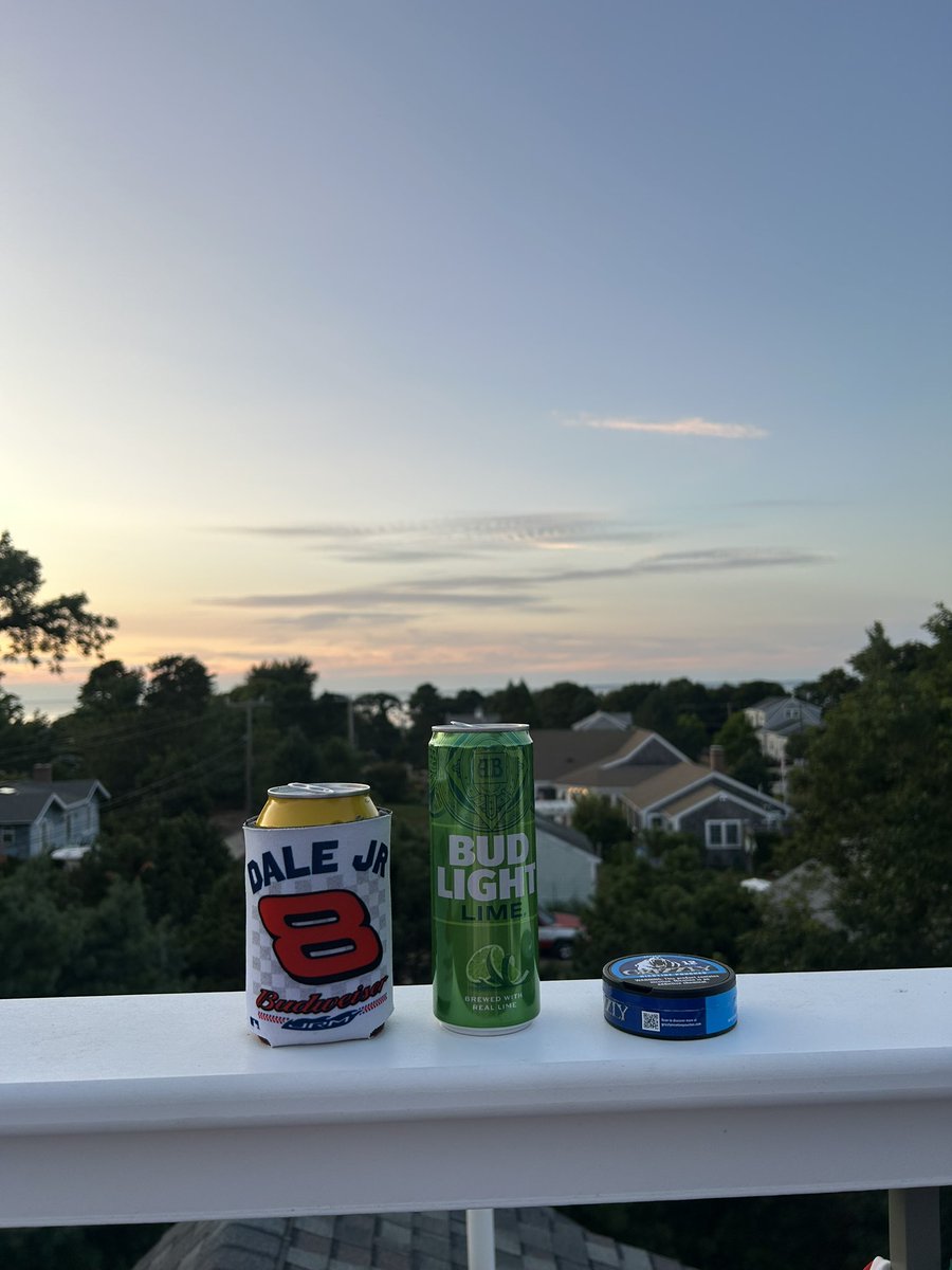 Lily Lang, Mary Kate, Nikki Capocci <a href="/pledgemicheal/">Michael “Dip” Johnson</a>