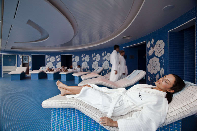 Did someone say Spa? Escape to tranquility in the Persian Garden aboard the Celebrity Solstice! This serene oasis, offers the perfect environment for relaxation and rejuvenation. 
Contact me today to book your cruise and experience the bliss of the Persian Garden! 📞🛳
