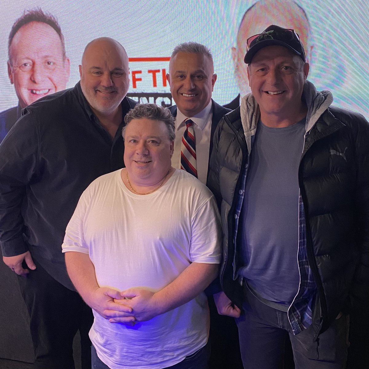 Off the Bench (@offthebenchteam) on Twitter photo 