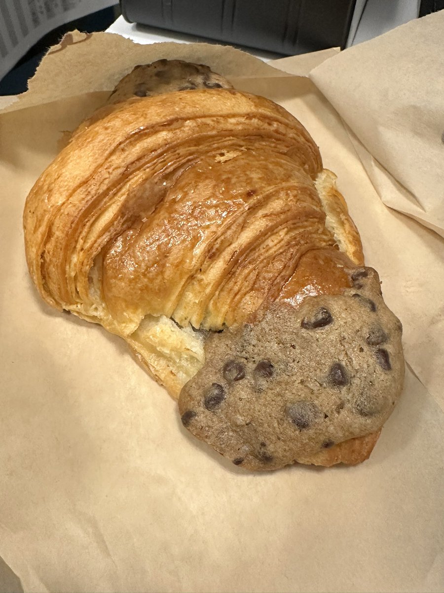 Have I Been Living Under a Rock???

My New Favorite Croissant…

Cookie Croissant 🍪 🥐 
from @philzcoffee in the Valley.

It’s a soft cookie in a croissant, like an upgraded chocolate croissant.

#croissant #cookiecroissant #inthe818