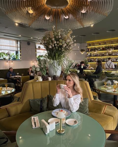 Enjoying a leisurely brunch at this stunning restaurant. The ambiance is incredible!Enjoying a leisurely brunch at this stunning restaurant. The ambiance is incredible!