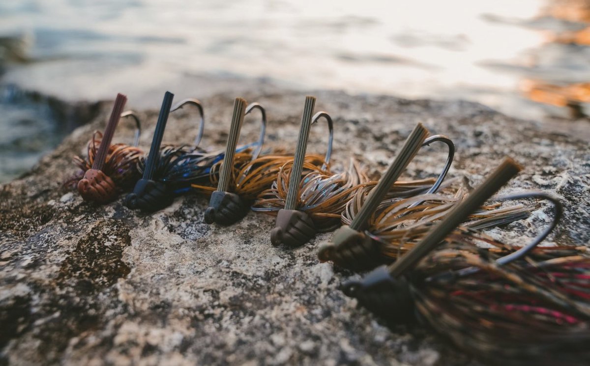 Toadthumpr's tweet image. A Few Good Men.

The Juggernaut. 

Getcha some @TackleWarehouse