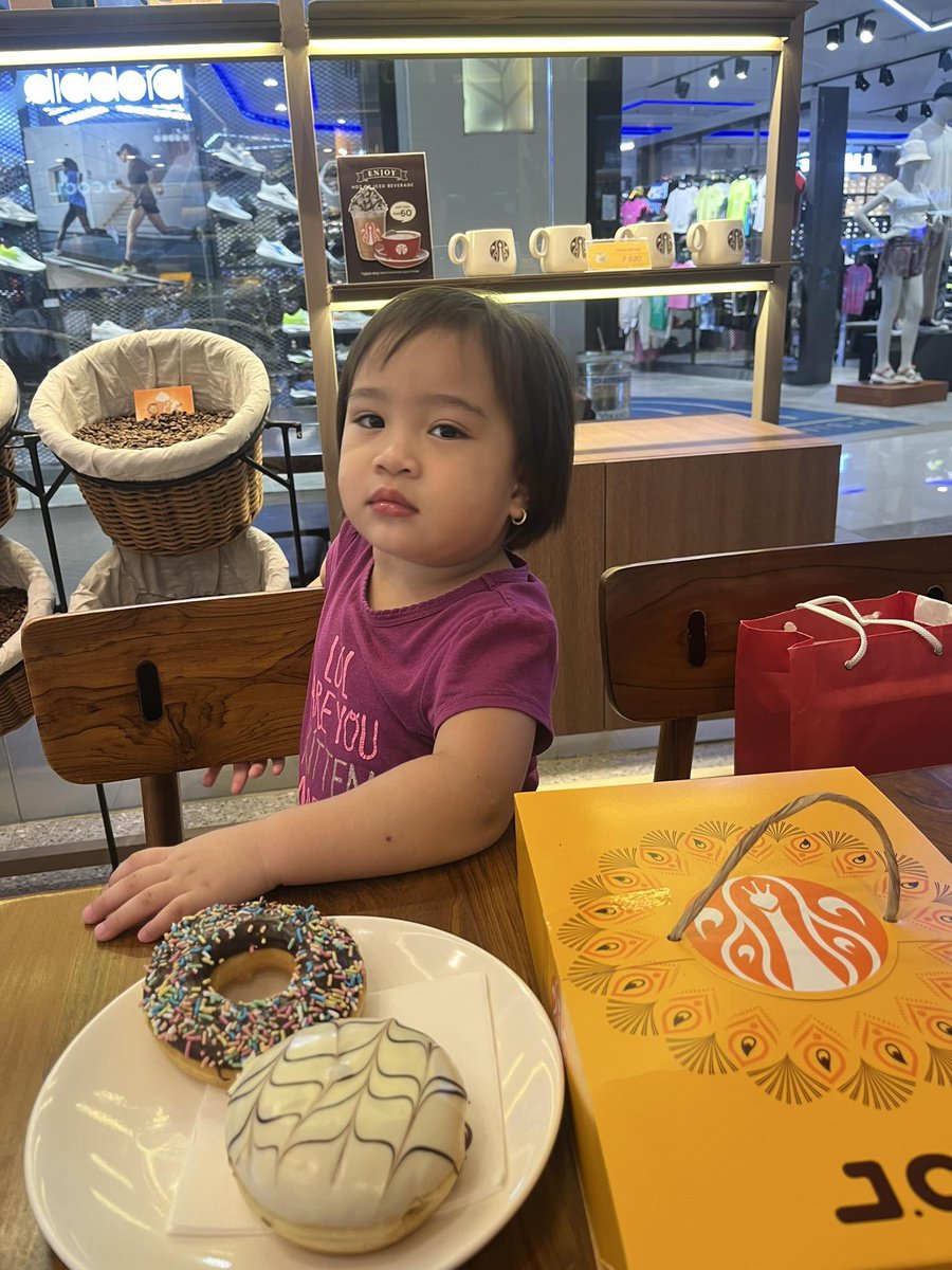 JcoPHtweets's tweet photo. Great taste runs in the fam! ๐ฅฐ
๐ธ Jerianne Christelle Valiente
#ILoveJCO #JCOFanFeature https://t.co/iWvpoDfzsq