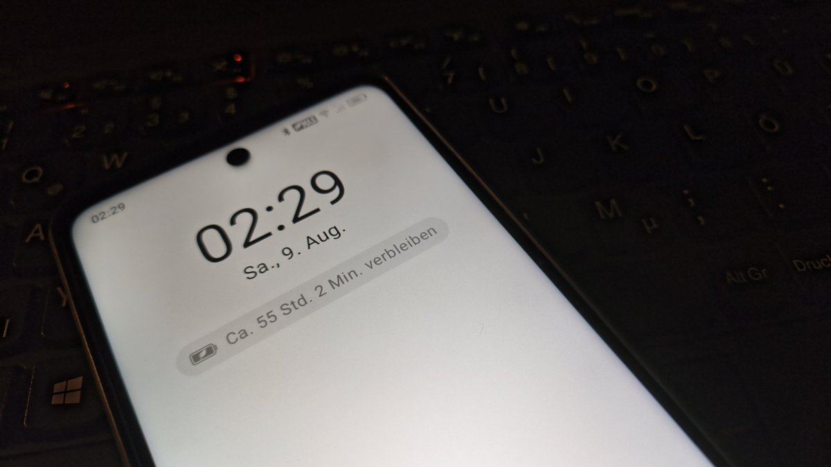 Meanwhile installing the TCL 50 Pro NXTPAPER with a shitload of battery-life.