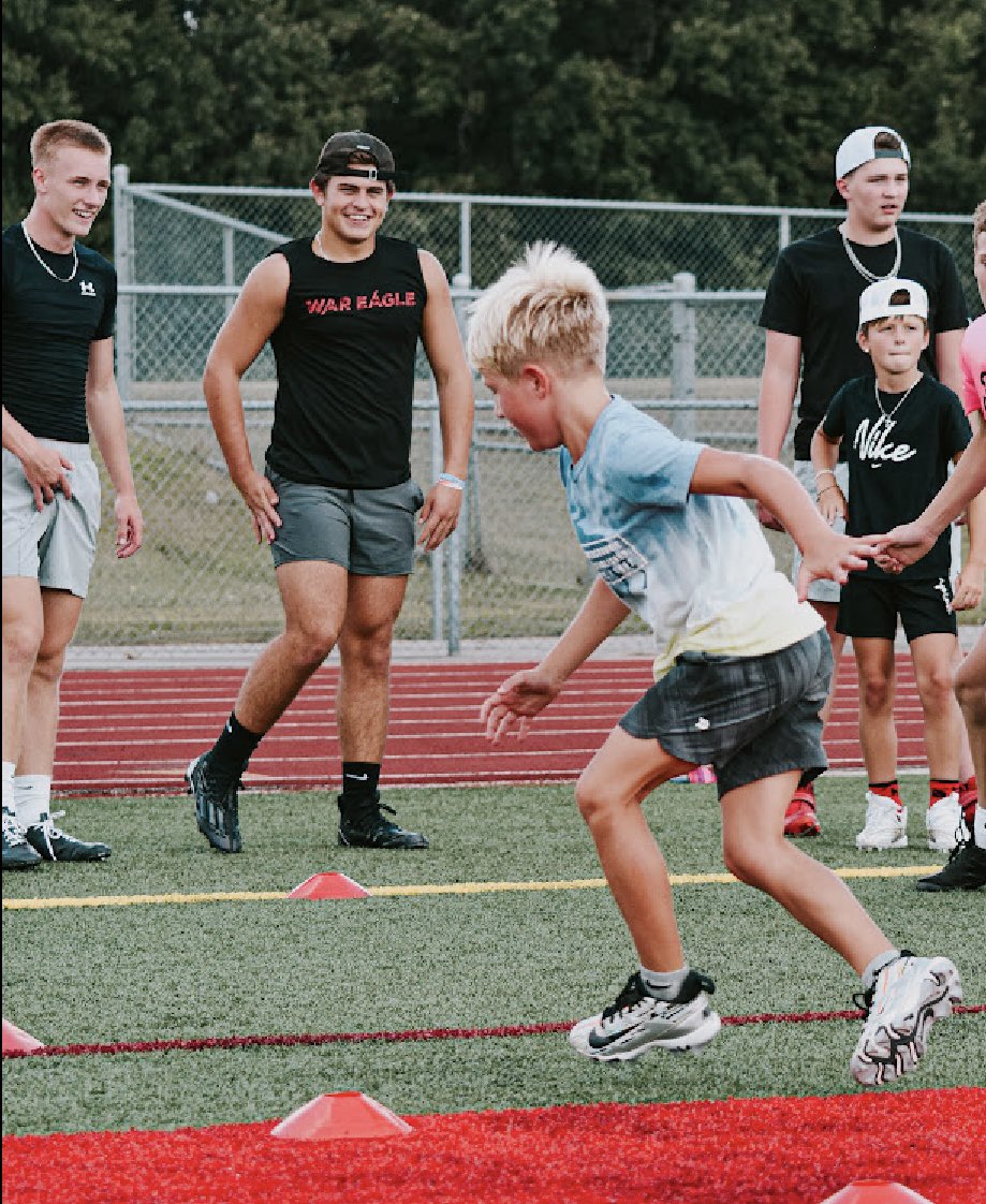 Lucas Lewandowski II (@lucaslewand11) on Twitter photo Boat week all wrapped up, great to be out working with the future of the program #burnyourboat <a href="/cwilliams2209/">Chad Williams</a> <a href="/LindenSchools/">Linden Schools</a> Boat week all wrapped up, great to be out working with the future of the program #burnyourboat <a href="/cwilliams2209/">Chad Williams</a> <a href="/LindenSchools/">Linden Schools</a>