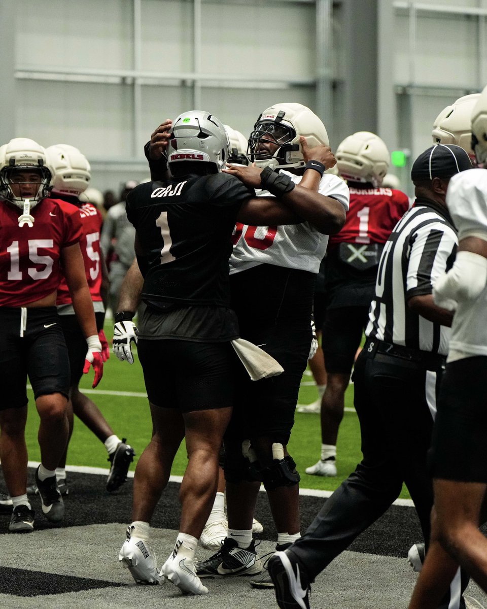 UNLV Football tweet media