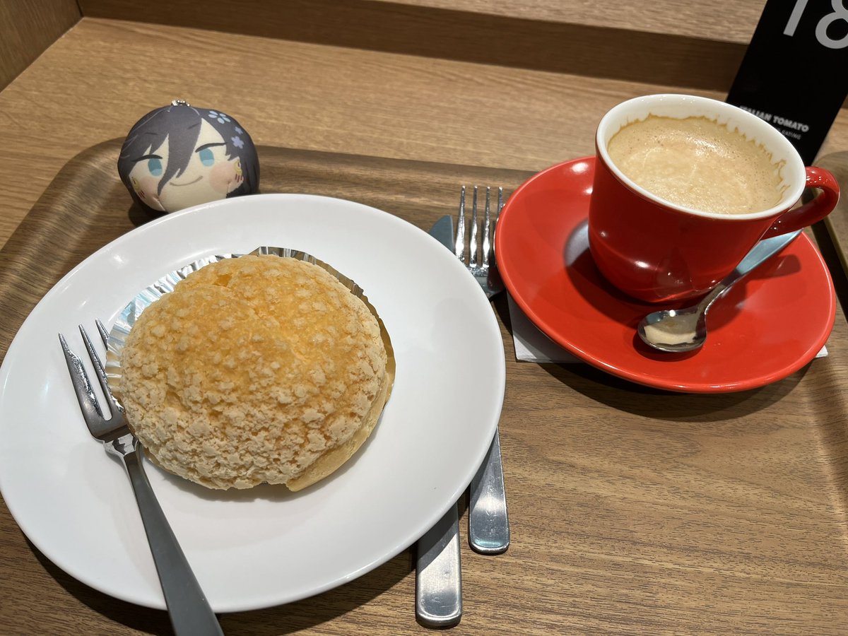 マチネ終わりまで食べるタイミングなさそうなので朝から欲望のままに食べてちょっと食べ過ぎたなってなっている。おはようございます。いつまでも自分の胃の許容量を見誤るね…