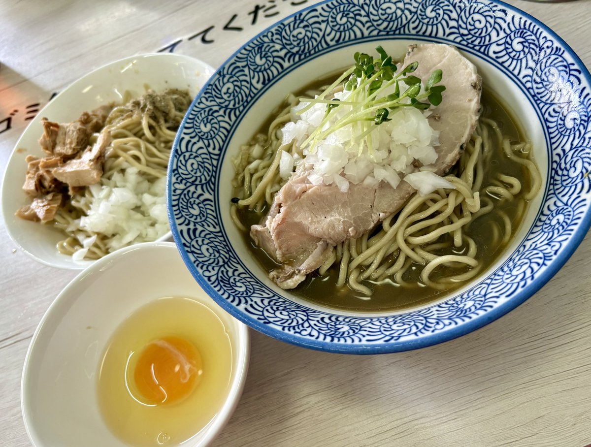 138。Akkey@幸手市

冷やし猫オーション➕専用ニボ玉

めちゃめちゃめちゃ旨い😋😋