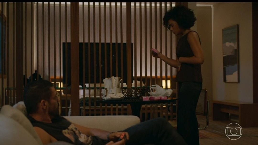 biabatella's tweet image. Maria de fátima a semana toda tentando engravidar e nada e a solange na única recaída com o ex engravidou, e ainda de gêmeos kkkkk #ValeTudo