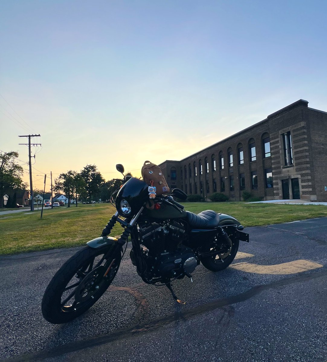 hellsbre's tweet image. passenger princess (hello kitty keychain)