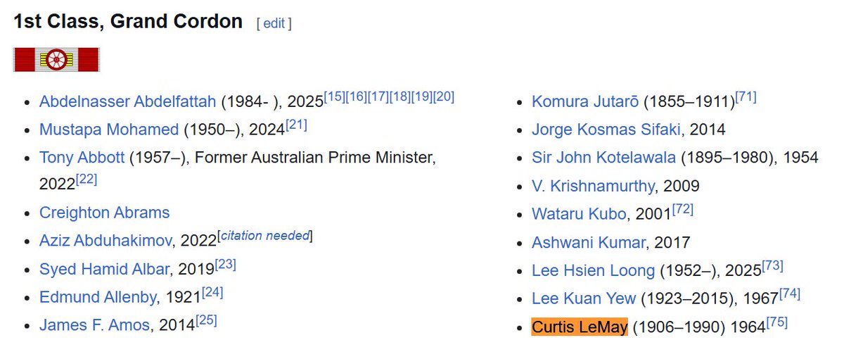 zhao_dashuai's tweet photo. Curtis LeMay directed the firingbombing of Japan as well as the nuclear bombing of Hiroshima and Nagasaki.

In 1964, he was awarded Japan's highest honor by Hirohito, the 1st class of the Order of the Rising Sun.

He certainly made 2 suns rose in Japan in August 6th and 9th 1945. https://t.co/R5RJgrpr3o