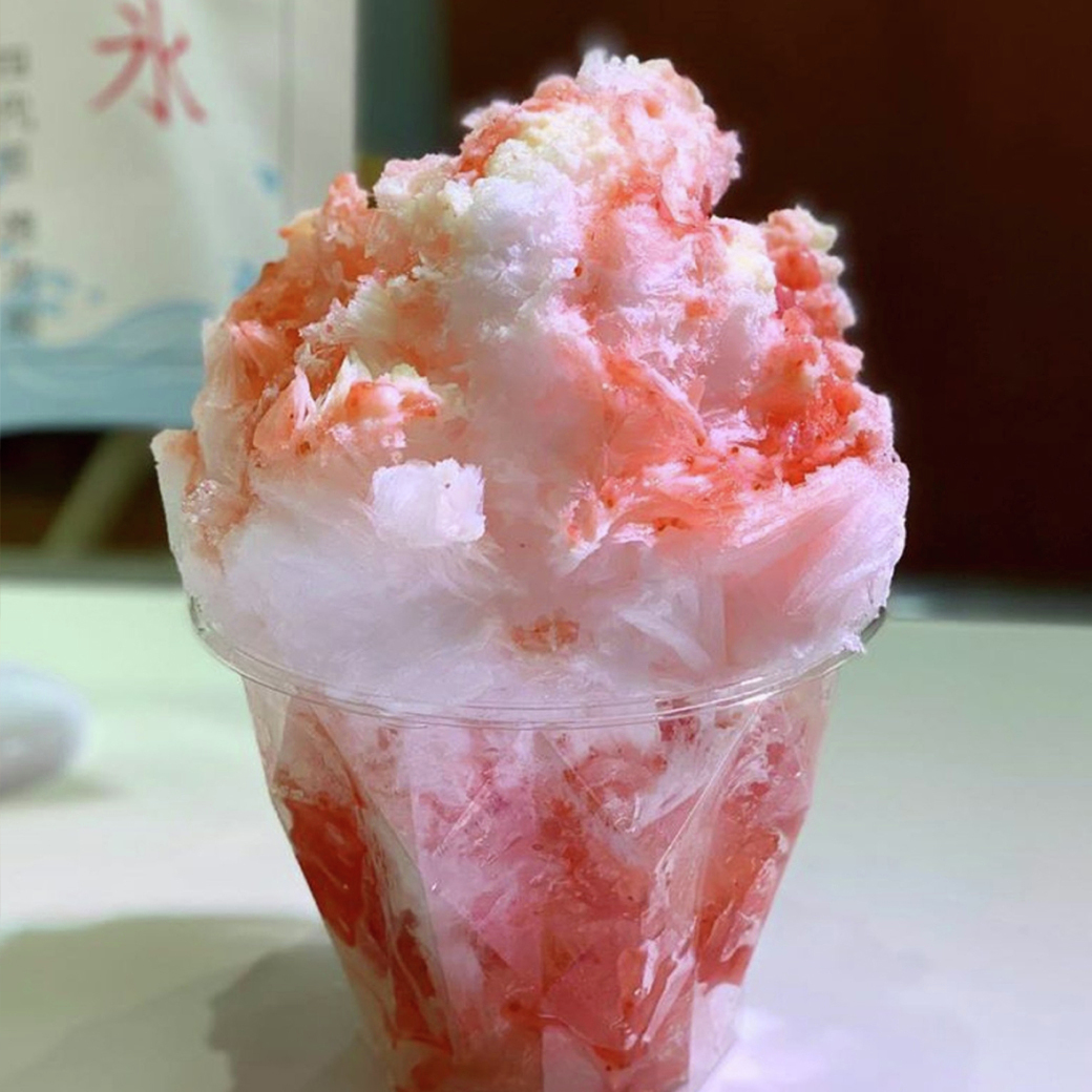 sogo_chiba's tweet image. ＼「そごうの夏まつり」開催中！ ／ 
6階＝催事場では、お祭り気分を味わえる「お祭りグルメ」をご紹介🍧
8月9日（土）から11日（月・祝）は、思わず熱中してしまう縁日が涼しい店内に登場いたします🎯！
sogo-seibu.jp//chiba/topics/…