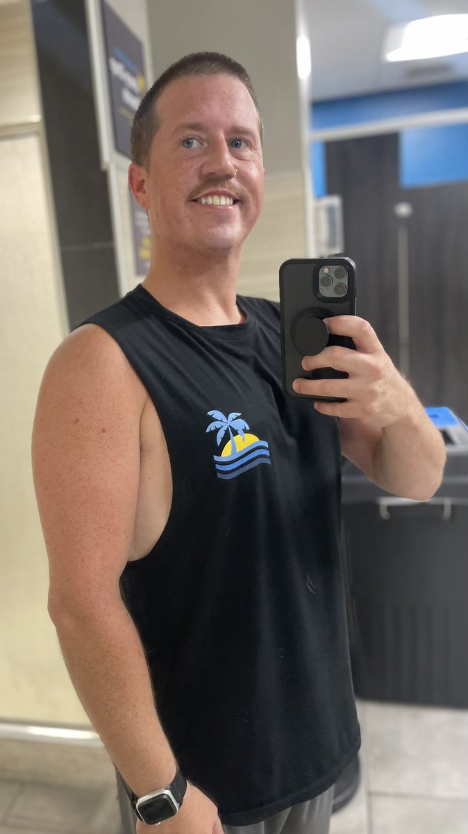 Hello, world. 👋 It’s been a minute. 

I have been on quite the fitness journey since I was highly active on here. Excited to show you all more updates soon 💪😤